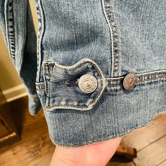 Levi’s vintage 2004 classic button denim jean jacket pockets SZ M juniors blue - Picture 11 of 11